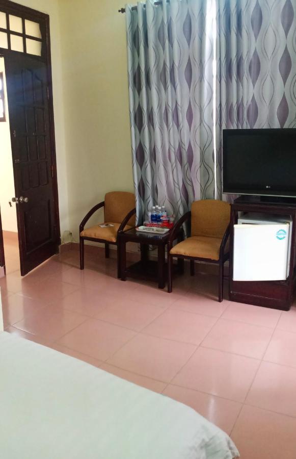 Cat Phu Hotel Buon Ma Thuot Bagian luar foto