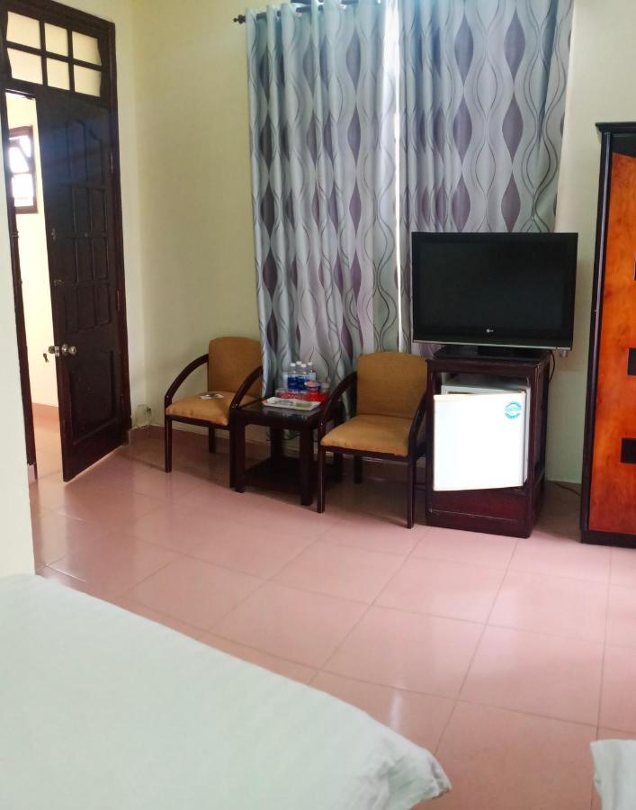 Cat Phu Hotel Buon Ma Thuot Bagian luar foto