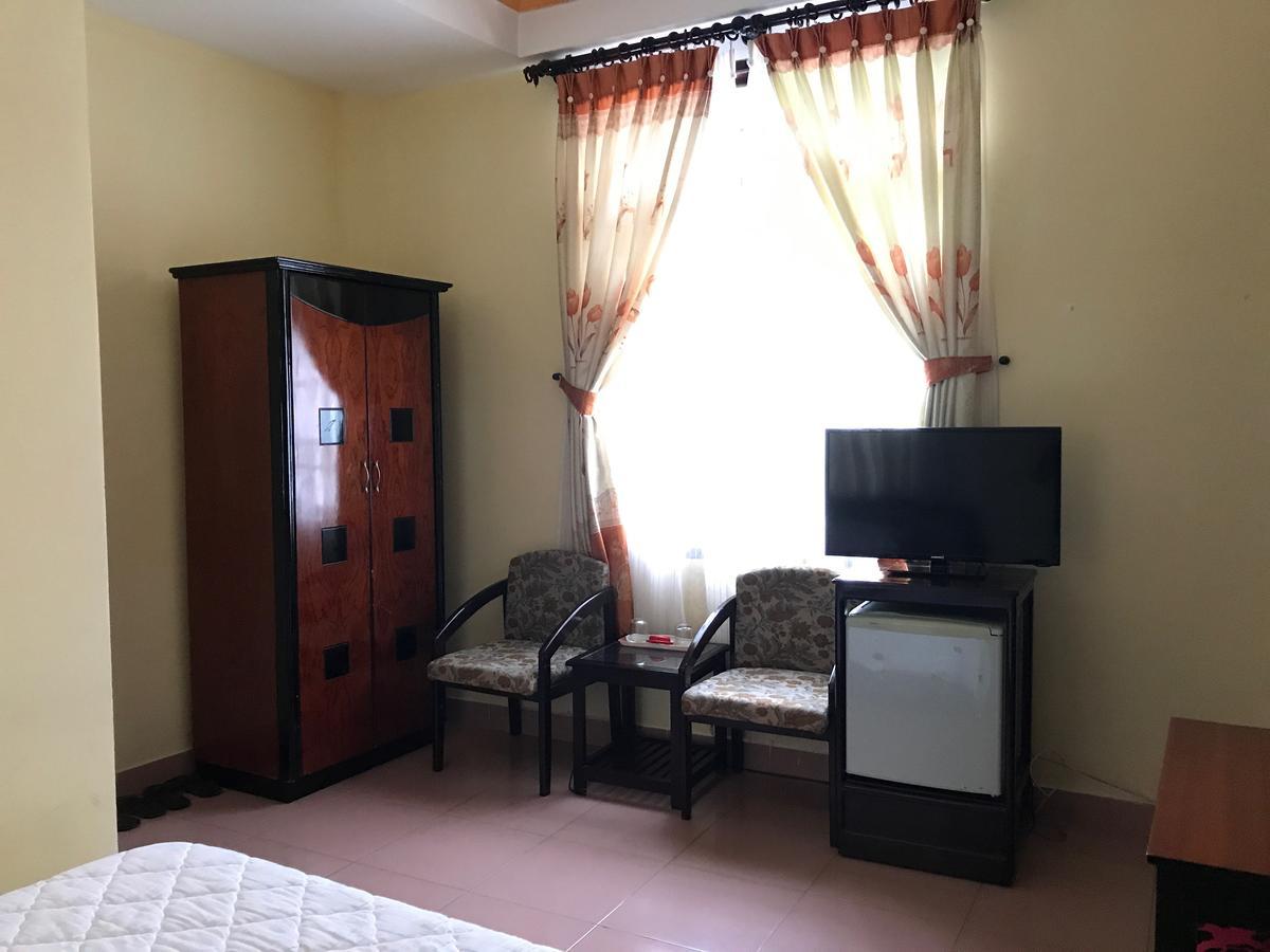 Cat Phu Hotel Buon Ma Thuot Bagian luar foto